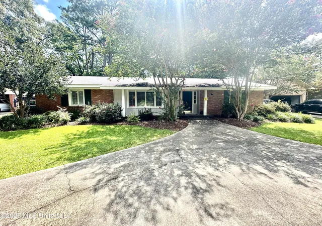 Photo 1 of Single family home for sale at 981 S Church, Brookhaven, MS 39601 | MLS# 4158823 | Listing updated on 2026-08-11