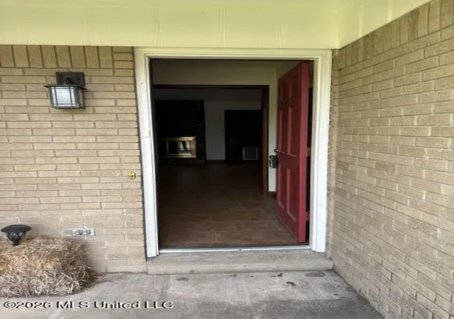 2nd image of 312 Gilliam Pl, Greenwood, MS 38930 | MLS# 4158730
