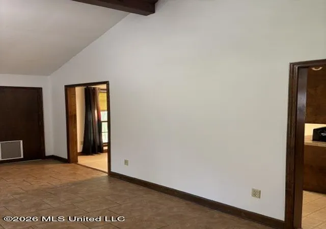 Photo 4 of Sale Pending at 312 Gilliam Pl, Greenwood, MS 38930 | MLS# 4158730 | Listing updated on 2026-10-05