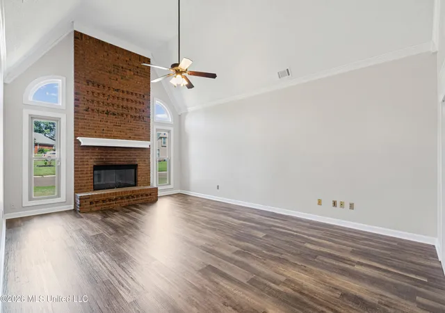 Photo 2 of Single family home for sale at 7264 Flower Crk Dr, Southaven, MS 38671 | MLS# 4158726 | Listing updated on 2026-09-15
