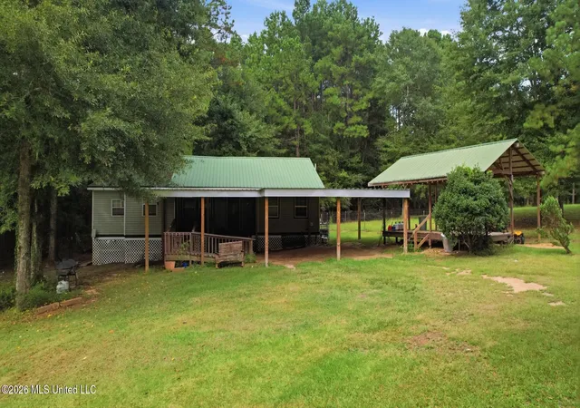 Photo 1 of Sale Pending at 1041 Bus Stop Ln, Magnolia, MS 39652 | MLS# 4158741 | Listing updated on 2026-08-29