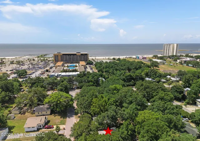 Photo 3 of Sale Pending at 179 Gardenia St, Biloxi, MS 39531 | MLS# 4158734 | Listing updated on 2026-08-17