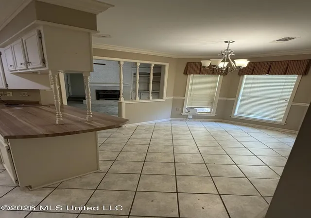 Photo 3 of Single family home for sale at 111 Greenwood Ln, Natchez, MS 39120 | MLS# 4158735 | Listing updated on 2026-08-10