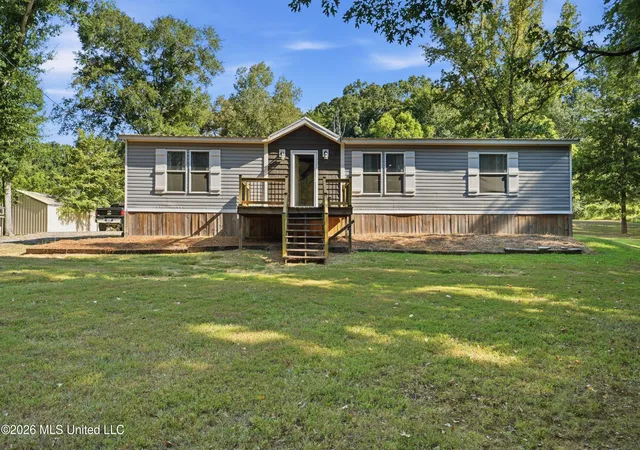 Photo 1 of Sale Pending at 2570 Ratliff Rd, Raymond, MS 39154 | MLS# 4158845 | Listing updated on 2026-08-20