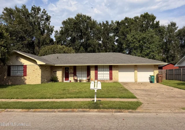 Photo 1 of Single family home for sale at 617 Briarwood Dr, Long Beach, MS 39560 | MLS# 4158750 | Listing updated on 2026-08-11