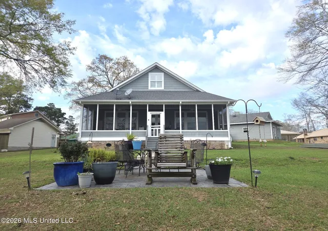 Photo 4 of Sale Pending at 33 Scenic Point, Lumberton, MS 39455 | MLS# 4158876 | Listing updated on 2026-08-21