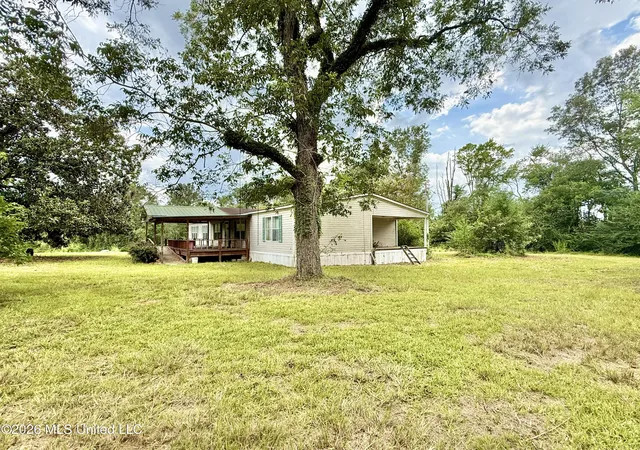 Photo 4 of Manufactured home for sale at 2157 Rhymes Rd, Crystal Springs, MS 39059 | MLS# 4159378 | Listing updated on 2026-08-26
