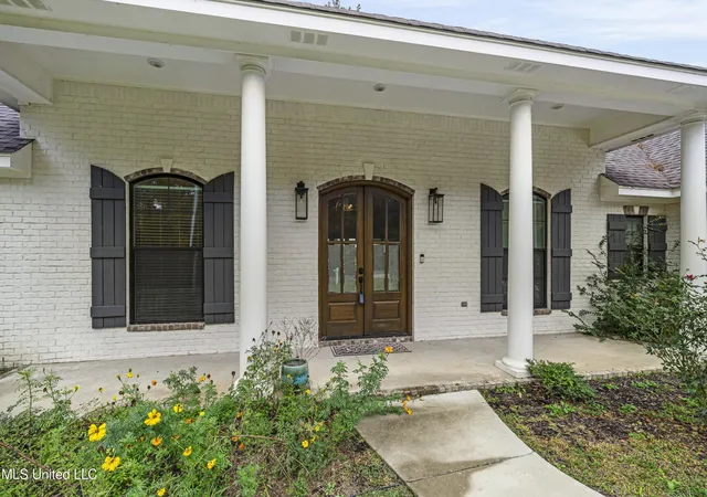 Photo 2 of Single family home for sale at 5534 W 4th Street, Hattiesburg, MS 39402 | MLS# 4158778 | Listing updated on 2026-08-11