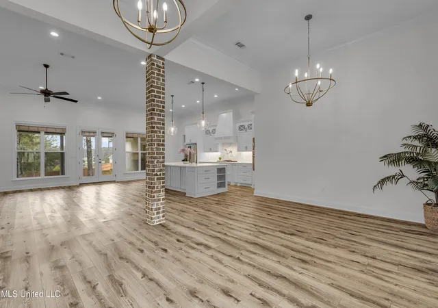 Photo 3 of Single family home for sale at 5534 W 4th Street, Hattiesburg, MS 39402 | MLS# 4158778 | Listing updated on 2026-08-11