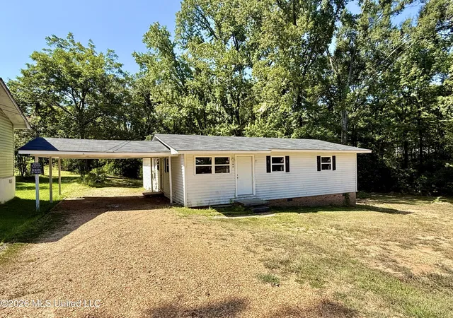 Photo 1 of Single family home for sale at 107 Copley St, Crystal Springs, MS 39059 | MLS# 4159880 | Listing updated on 2026-08-26