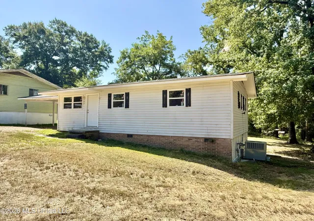 Photo 3 of Single family home for sale at 107 Copley St, Crystal Springs, MS 39059 | MLS# 4159880 | Listing updated on 2026-08-26