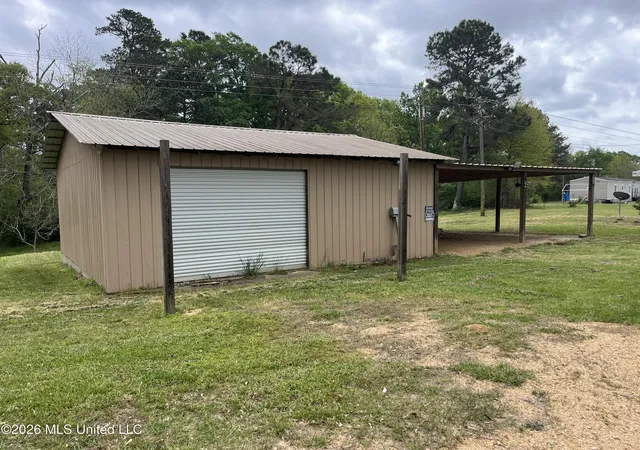 Photo 2 of Sale Pending at 1215 Nw Mount Zion Rd, Brookhaven, MS 39601 | MLS# 4158786 | Listing updated on 2026-09-10