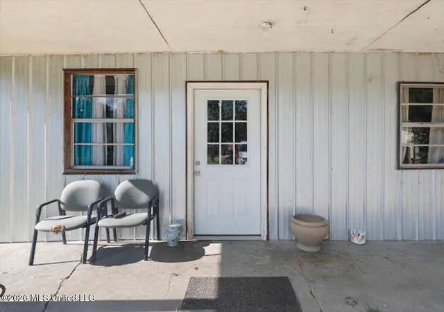 Photo 3 of Sale Pending at 3224 Old Jackson Rd, Forest, MS 39074 | MLS# 4158902 | Listing updated on 2026-09-25