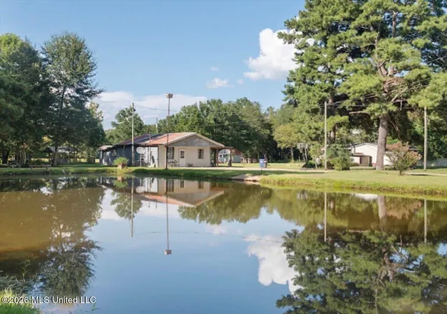 Photo 4 of Sale Pending at 3224 Old Jackson Rd, Forest, MS 39074 | MLS# 4158902 | Listing updated on 2026-09-25