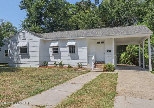 Photo 1 of Single family home for sale at 341 East Dr, Biloxi, MS 39531 | MLS# 4158854 | Listing updated on 2026-09-09