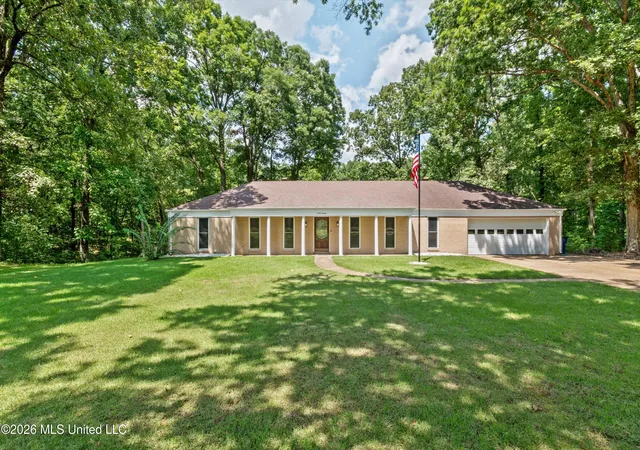 Photo 3 of Single family home for sale at 6090 Northwood Dr, Olive Branch, MS 38654 | MLS# 4159112 | Listing updated on 2026-10-05