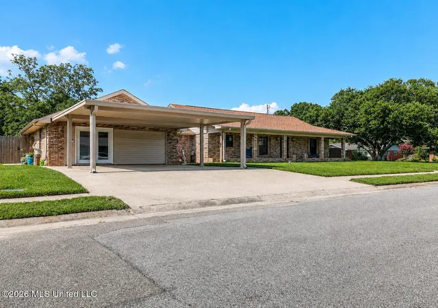Photo 2 of Single family home for sale at 20000 Merinda Ln, Long Beach, MS 39560 | MLS# 4159703 | Listing updated on 2026-08-19