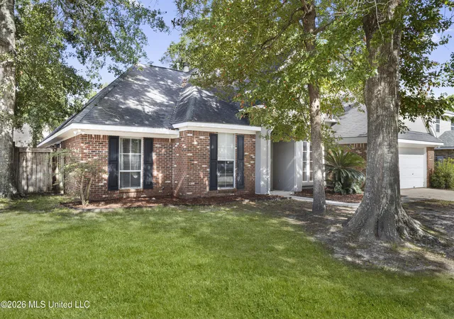 Photo 2 of Sale Pending at 2255 Clb Moss Cir, Biloxi, MS 39532 | MLS# 4158817 | Listing updated on 2026-08-21