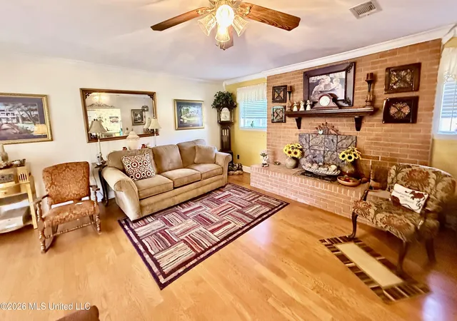 Photo 3 of Single family home for sale at 2155 Sherwood Pl, Biloxi, MS 39531 | MLS# 4158880 | Listing updated on 2026-08-31