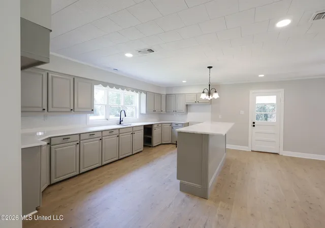 Photo 3 of Single family home for sale at 6121 Gibson Rd, Mc Comb, MS 39648 | MLS# 4159605 | Listing updated on 2026-08-26