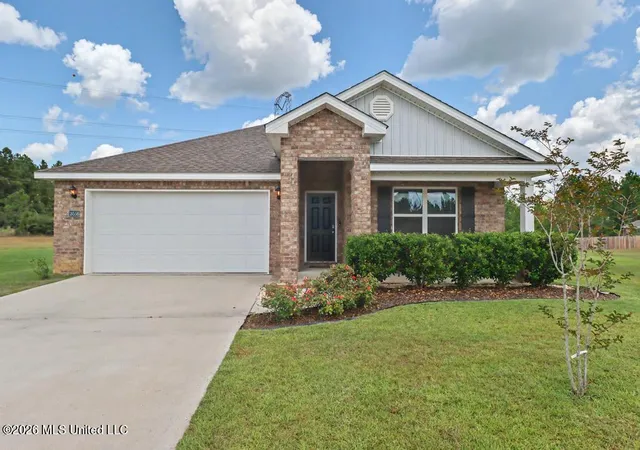 Photo 1 of Single family home for sale at 18558 Oak Bay Dr, Biloxi, MS 39532 | MLS# 4159394 | Listing updated on 2026-09-15