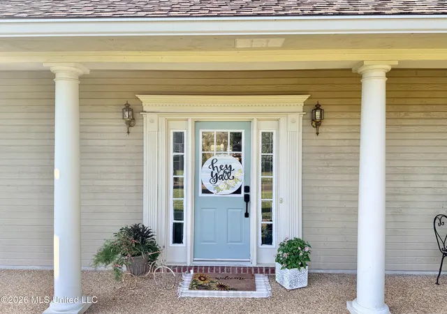 Photo 2 of Sale Pending at 712 Trip Dr, Brandon, MS 39042 | MLS# 4159117 | Listing updated on 2026-09-18
