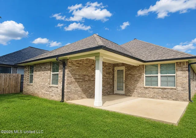 Photo 4 of Single family home for sale at 7949 Gardendale Dr, Olive Branch, MS 38654 | MLS# 4158941 | Listing updated on 2026-08-26
