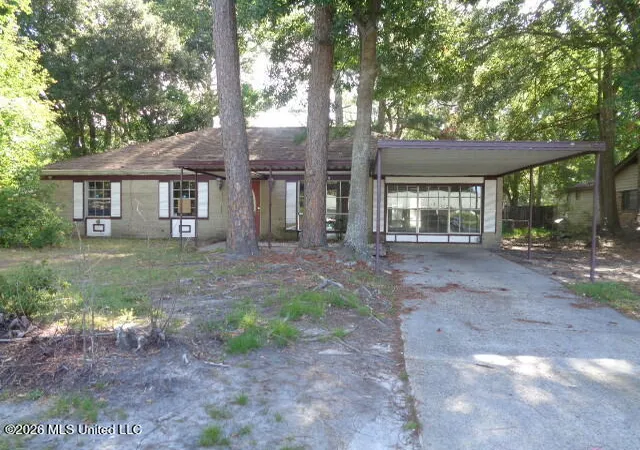 Photo 1 of Sale Pending at 4618 Robinhood Dr, Pascagoula, MS 39581 | MLS# 4158849 | Listing updated on 2026-08-21
