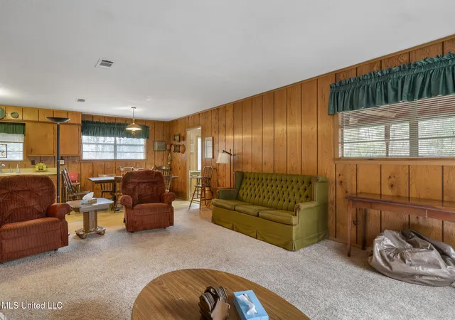Photo 3 of Sale Pending at 1927 Shady Point Cir, Gautier, MS 39553 | MLS# 4159031 | Listing updated on 2026-09-14
