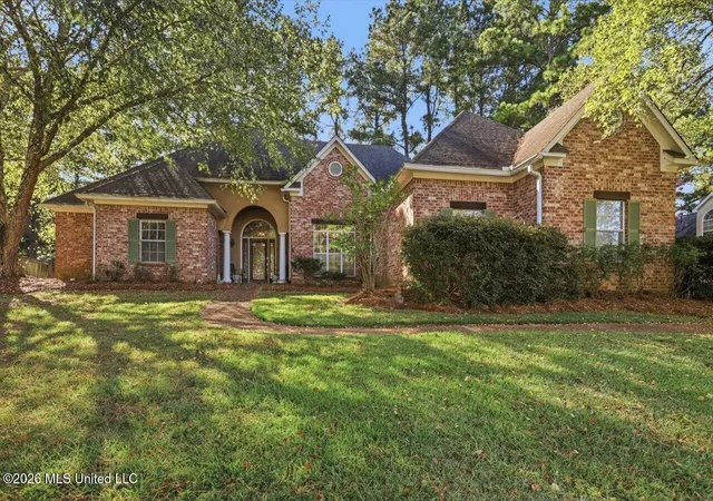 Photo 1 of Sale Pending at 143 Whisper Lake Blvd, Madison, MS 39110 | MLS# 4159618 | Listing updated on 2026-09-12