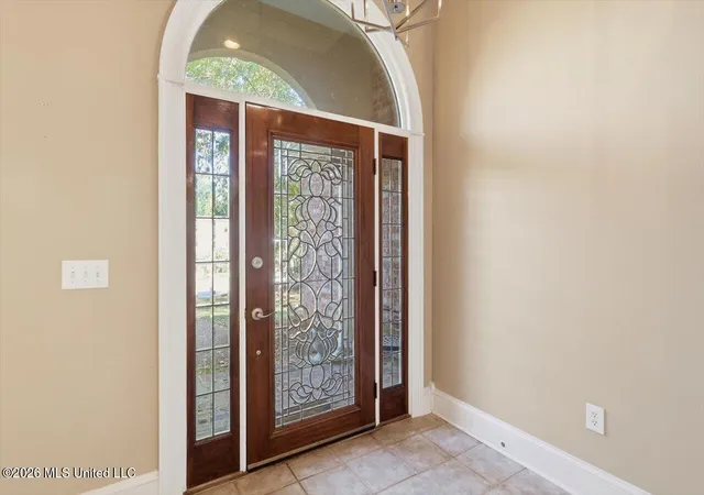 Photo 4 of Sale Pending at 143 Whisper Lake Blvd, Madison, MS 39110 | MLS# 4159618 | Listing updated on 2026-09-12