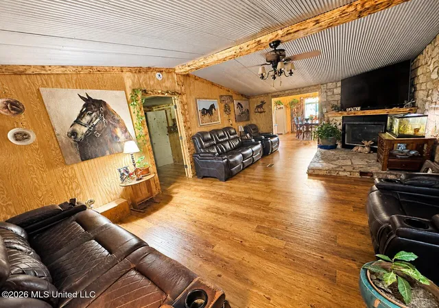 Photo 3 of Manufactured home for sale at 147 Humphrey Rd, Holly Springs, MS 38635 | MLS# 4158883 | Listing updated on 2026-08-31