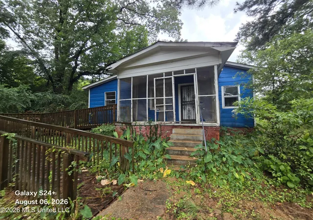 Photo 1 of Sale Pending at 1855 Mary Myles Rd, Ridgeland, MS 39157 | MLS# 4158904 | Listing updated on 2026-08-18