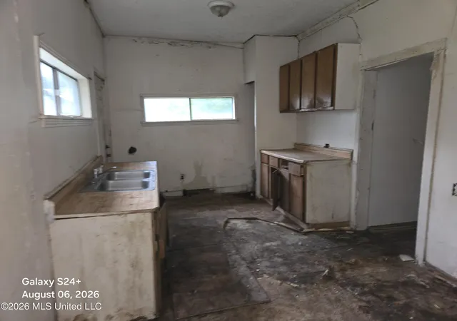 Photo 4 of Sale Pending at 1855 Mary Myles Rd, Ridgeland, MS 39157 | MLS# 4158904 | Listing updated on 2026-08-18