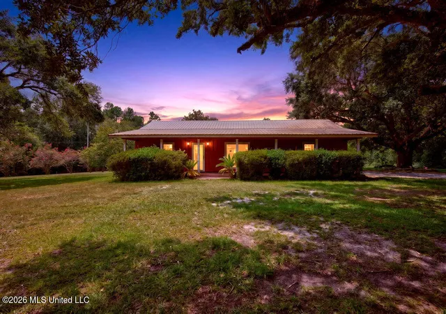 Photo 1 of Single family home for sale at 11257 Vidalia Rd, Pass Christian, MS 39571 | MLS# 4158926 | Listing updated on 2026-09-01