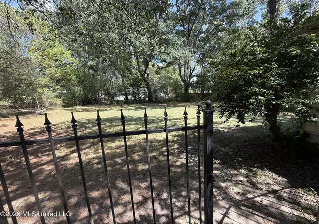 Photo 3 of Single family home for sale at 4318 Dunn St, Jackson, MS 39211 | MLS# 4160108 | Listing updated on 2026-08-22