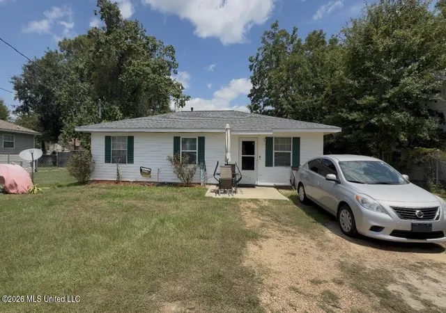 Photo 1 of Single family home for sale at 1436 Jo Ellen Cir, Gulfport, MS 39501 | MLS# 4160594 | Listing updated on 2026-08-27