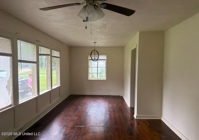 Photo 2 of Single family home for sale at 2747 Emerald Dr, Jackson, MS 39212 | MLS# 4158969 | Listing updated on 2026-08-12