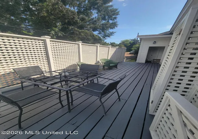 Photo 3 of Single family home for sale at 910 Washington St, Natchez, MS 39120 | MLS# 4158939 | Listing updated on 2026-08-12