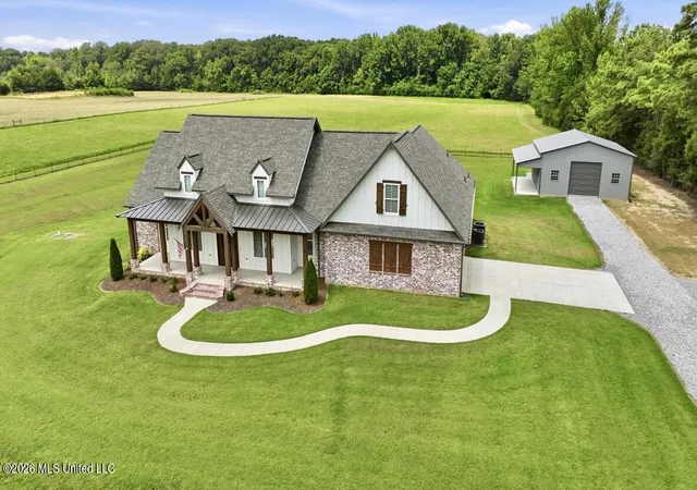 Photo 1 of Sale Pending at 901 Sharon Rd, Canton, MS 39046 | MLS# 4158978 | Listing updated on 2026-10-06
