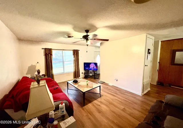 Photo 3 of Single family home for sale at 111 Moonmist Dr, Vicksburg, MS 39180 | MLS# 4159050 | Listing updated on 2026-08-13