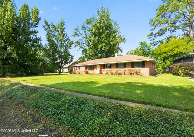 Photo 2 of Single family home for sale at 5305 Keele St, Jackson, MS 39206 | MLS# 4159081 | Listing updated on 2026-08-13