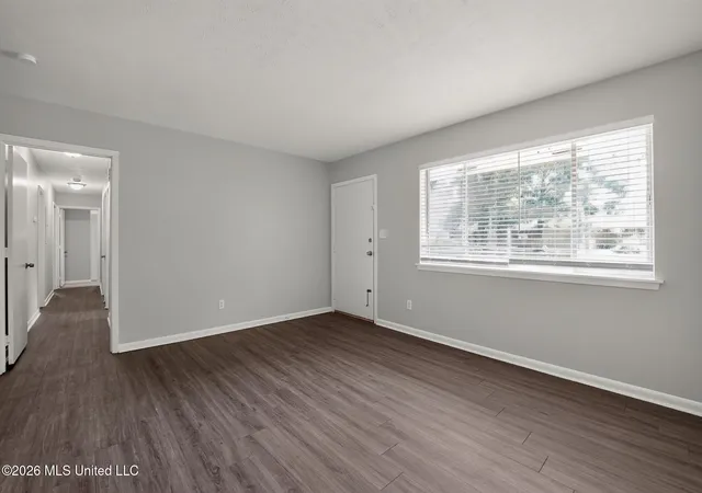 Photo 3 of Single family home for sale at 5305 Keele St, Jackson, MS 39206 | MLS# 4159081 | Listing updated on 2026-08-13