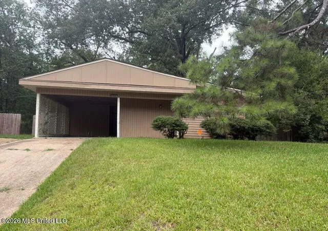 Photo 1 of Single family home for sale at 1604 Woody Dr, Jackson, MS 39212 | MLS# 4158975 | Listing updated on 2026-08-12
