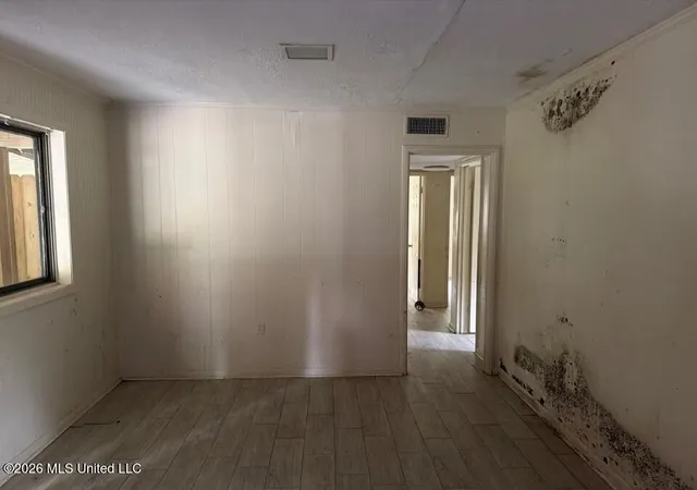 Photo 3 of Single family home for sale at 1604 Woody Dr, Jackson, MS 39212 | MLS# 4158975 | Listing updated on 2026-08-12