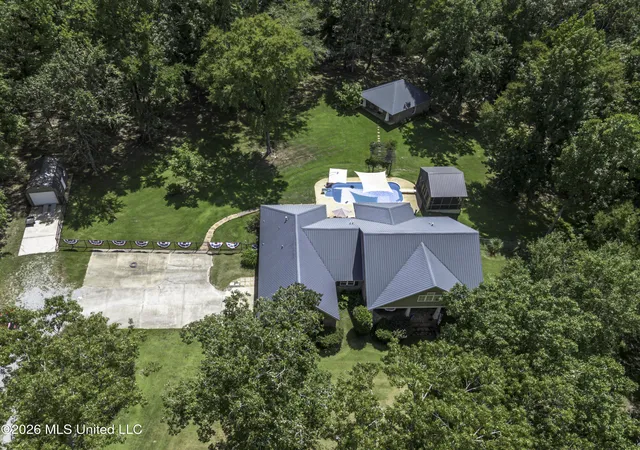 Photo 3 of Sale Pending at 717 Thomasville Rd, Florence, MS 39073 | MLS# 4158971 | Listing updated on 2026-08-23