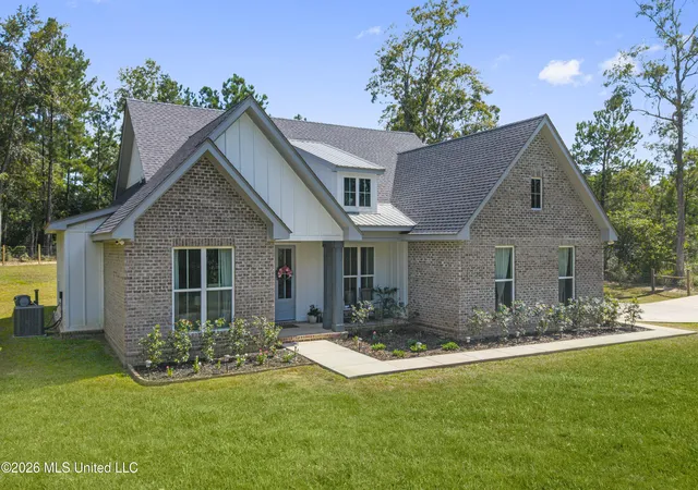 3rd image of 9 Stone Forrest Trl, Mc Henry, MS 39561 | MLS# 4159024