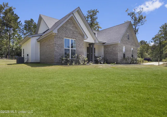 4th image of 9 Stone Forrest Trl, Mc Henry, MS 39561 | MLS# 4159024