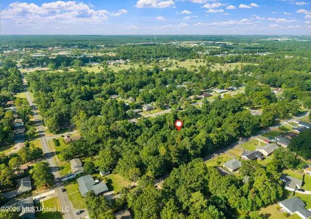 2nd image of 3208 Rosewood Dr, Hattiesburg, MS 39401 | MLS# 4159218