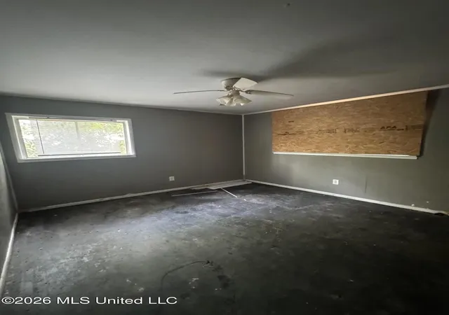 Photo 4 of Single family home for sale at 1572 E Mcdowell Rd, Jackson, MS 39204 | MLS# 4159088 | Listing updated on 2026-09-26